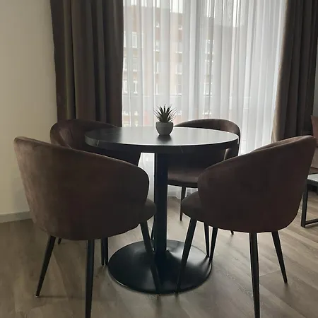 7th Floor Apartament, Free Parking