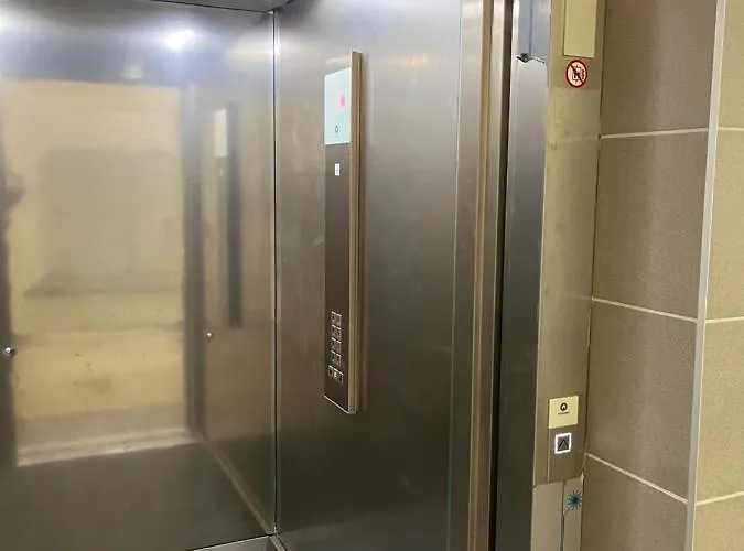 7th Floor Apartament, Free Parking Appartamento